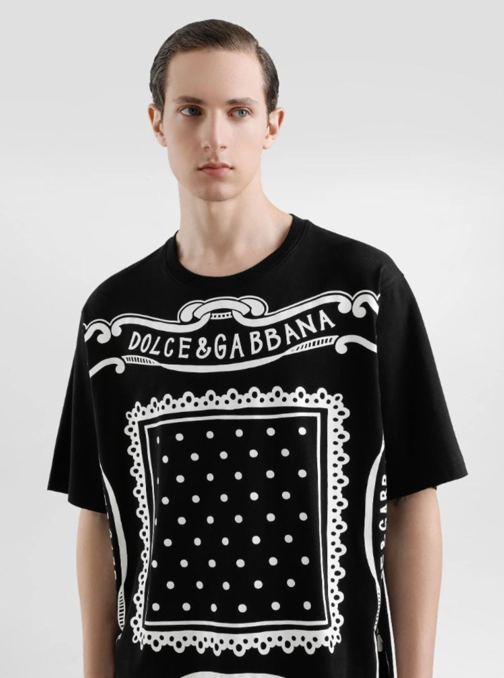 Dolce & Gabbana Men Black Crewneck T-Shirt With Bandana Print All-Over In Cotton Woman