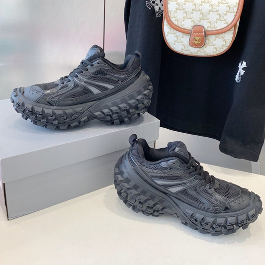 Balanciaga CHUNKY SNEAKERS IN BLACK POLYURETHANE, POLYESTER AND NYLON