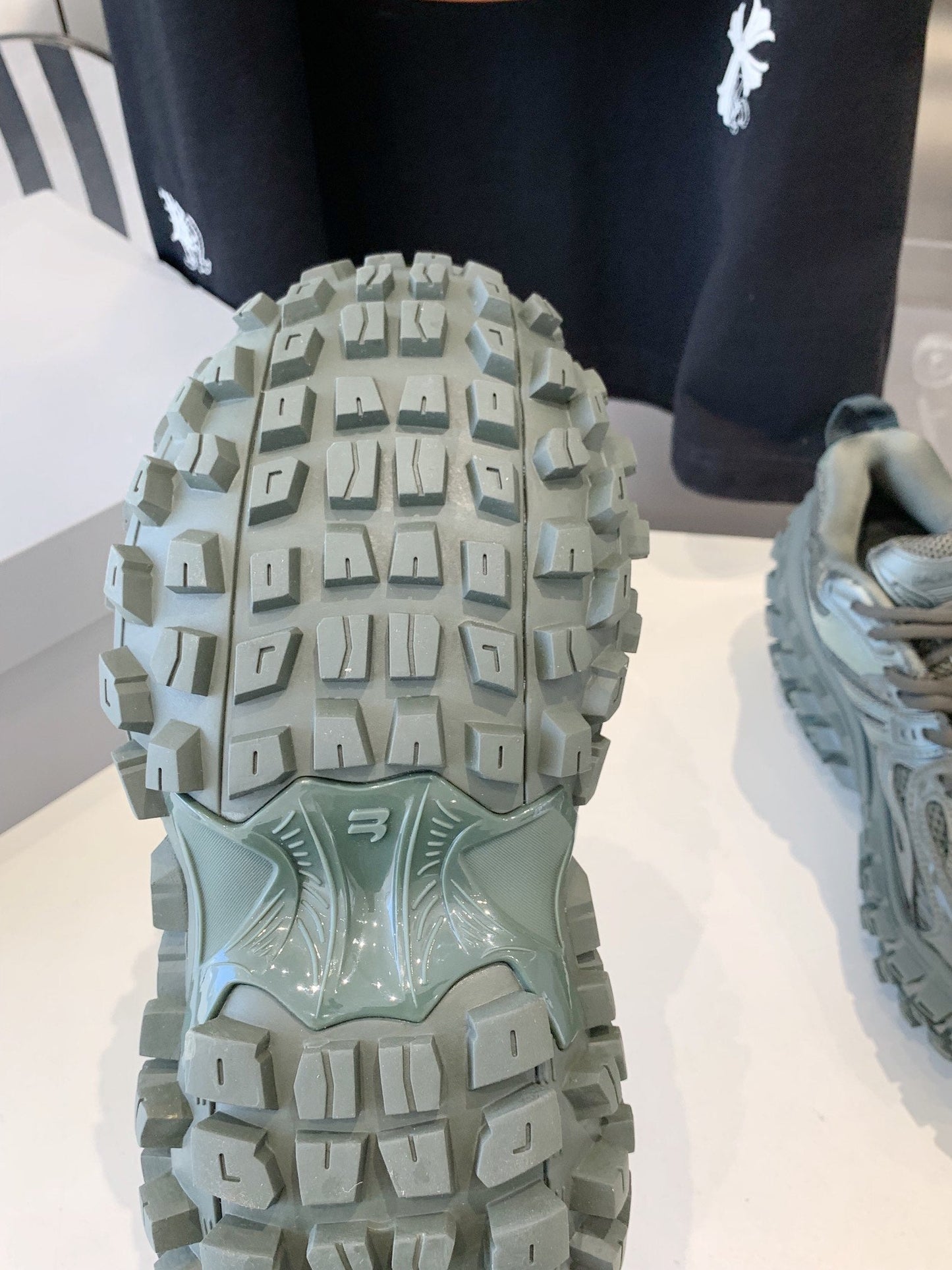 Balanciaga CHUNKY SNEAKERS IN MANTLE GRAY POLYURETHANE, POLYESTER AND NYLON
