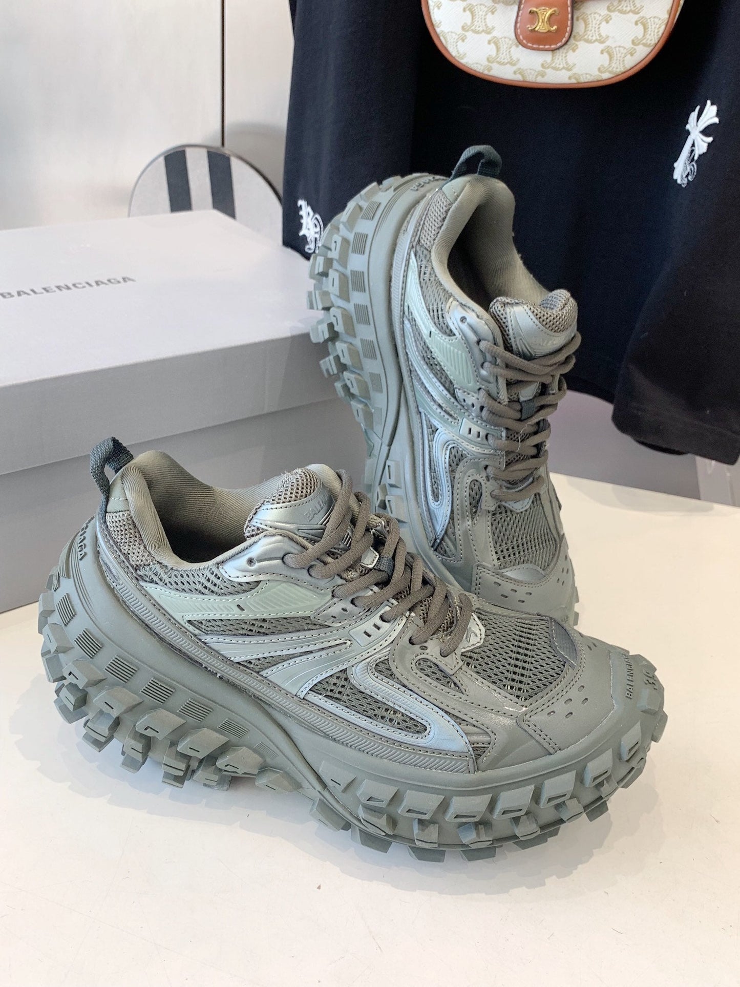 Balanciaga CHUNKY SNEAKERS IN MANTLE GRAY POLYURETHANE, POLYESTER AND NYLON
