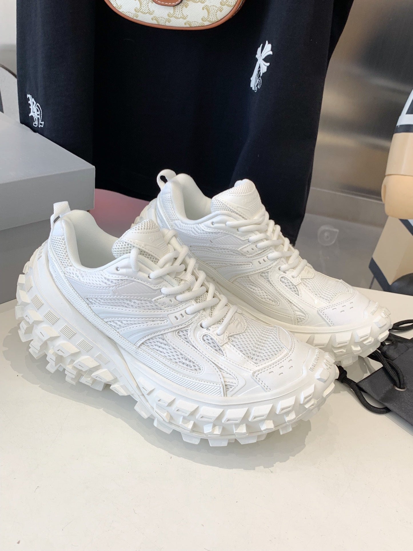 Balanciaga CHUNKY SNEAKERS IN WHITE POLYURETHANE, POLYESTER AND NYLON