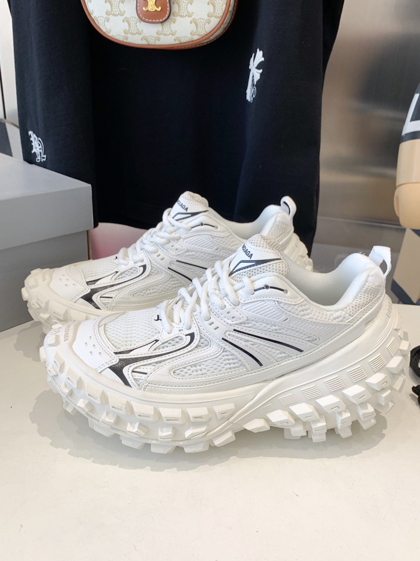Balanciaga CHUNKY SNEAKERS IN WHITE MIX BLACK POLYURETHANE, POLYESTER AND NYLON