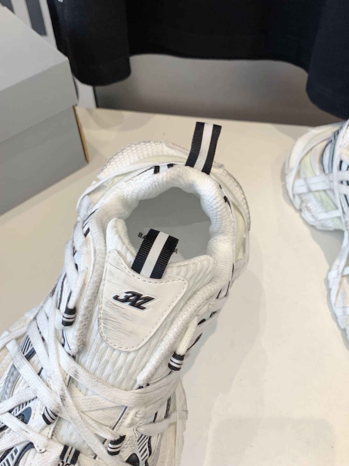 Balanciaga 3XL EXTREME LACE SNEAKER WHITE AND SILVER