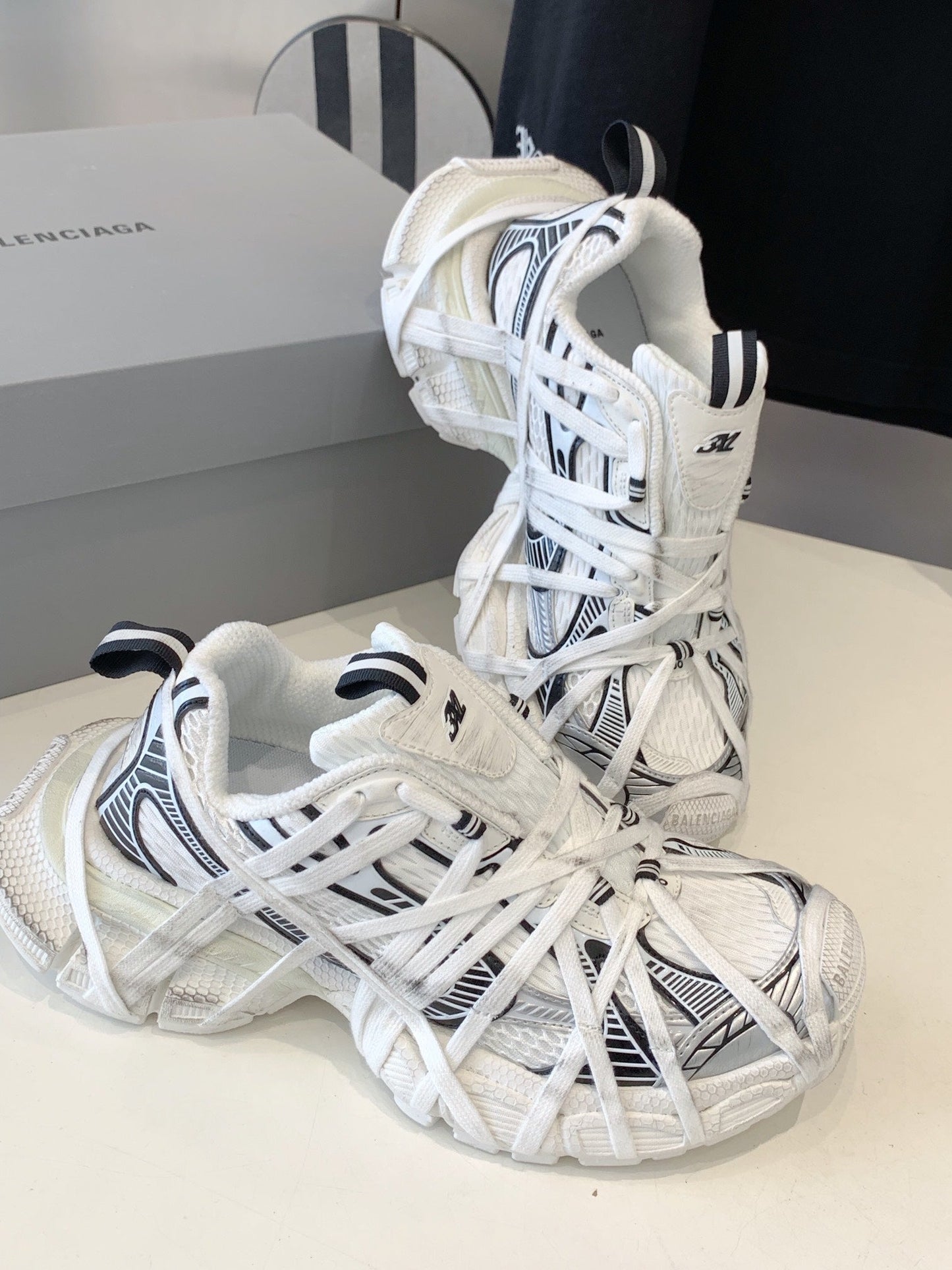 Balanciaga 3XL EXTREME LACE SNEAKER WHITE AND SILVER