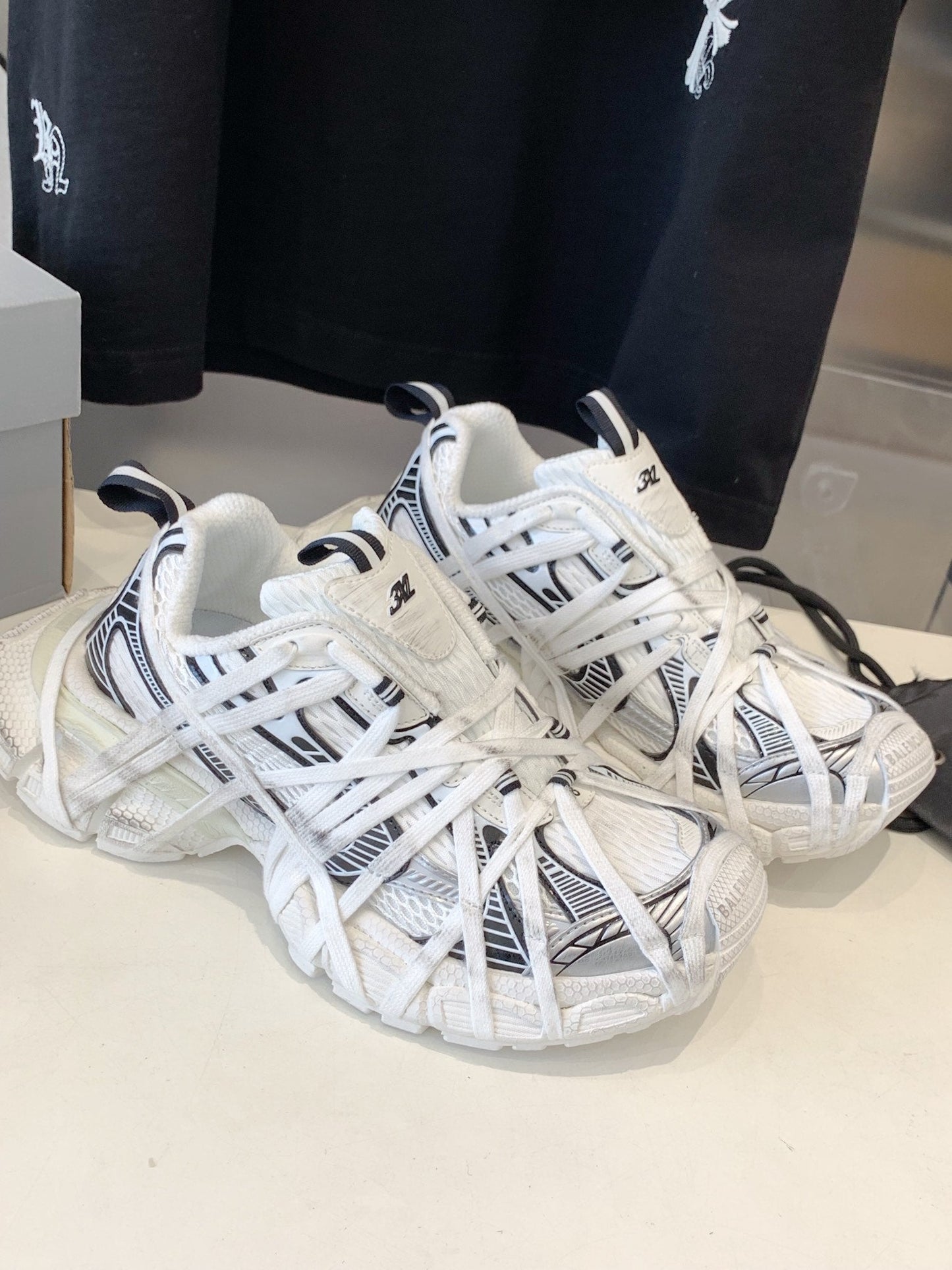 Balanciaga 3XL EXTREME LACE SNEAKER WHITE AND SILVER
