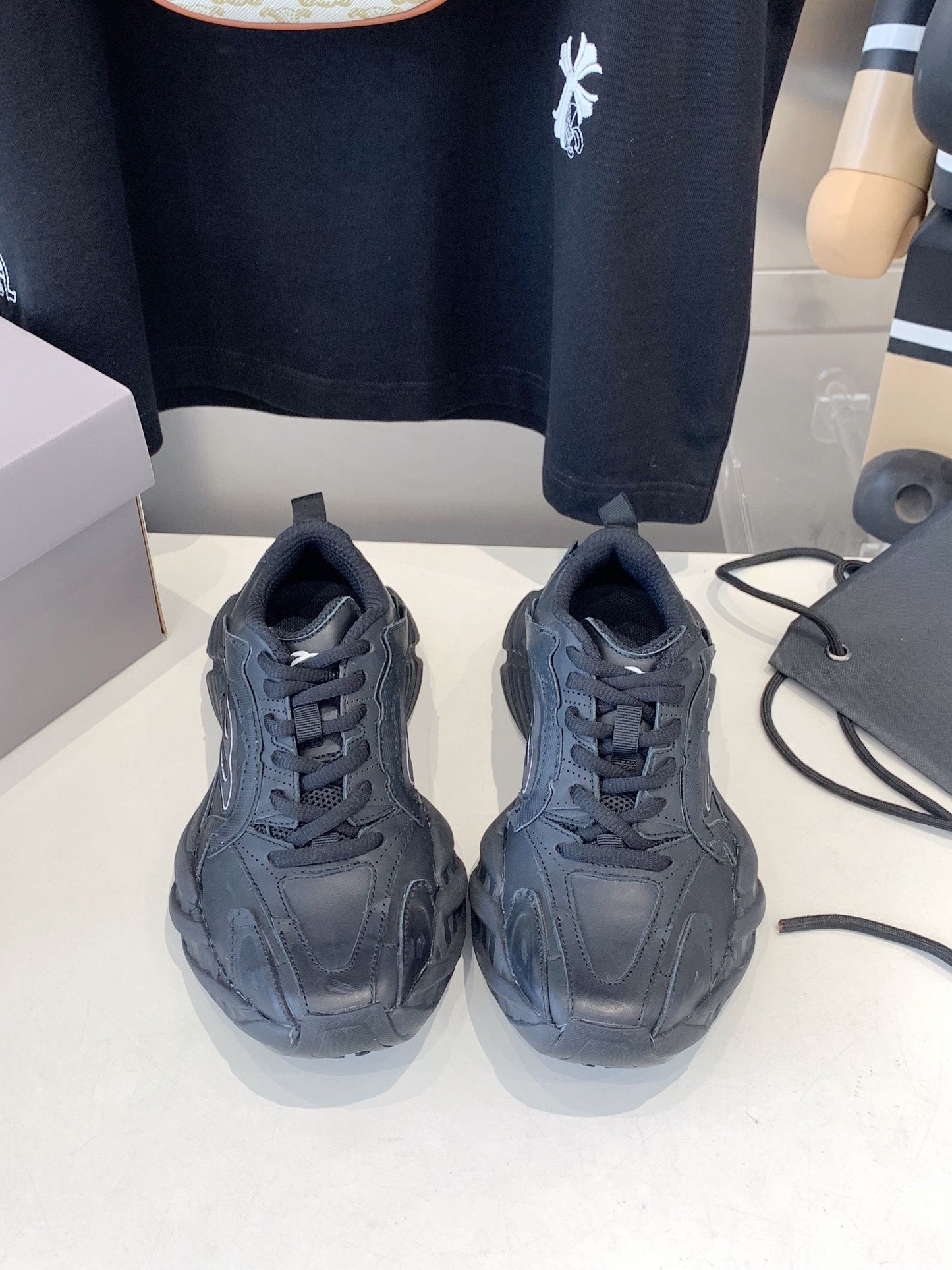 Balanciaga MONDAY SHOE IN BLACK COWSKIN AND POLYESTER
