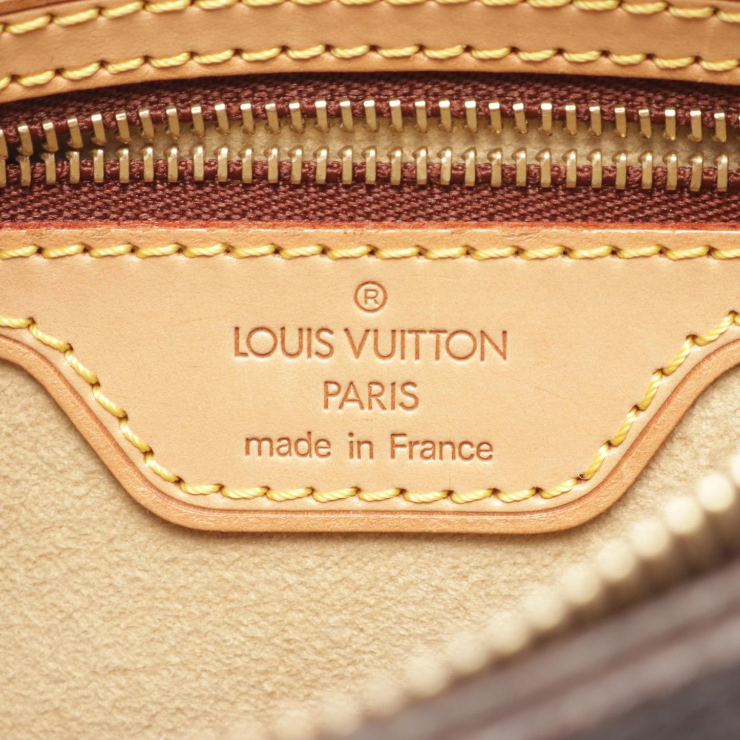 Louis Vuitton Looping MM Monogram Shoulder Bag