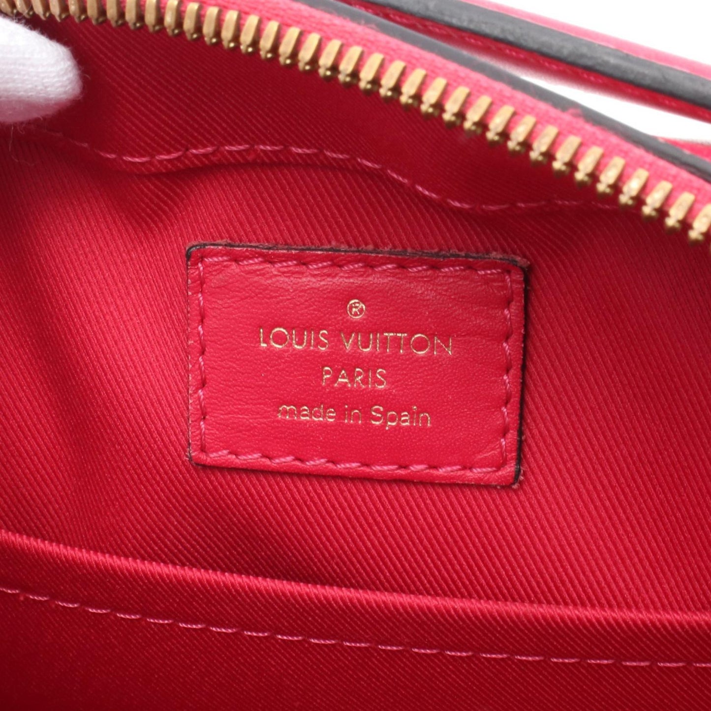 Louis Vuitton Saintonge Monogram Coated Canvas Shoulder Bag