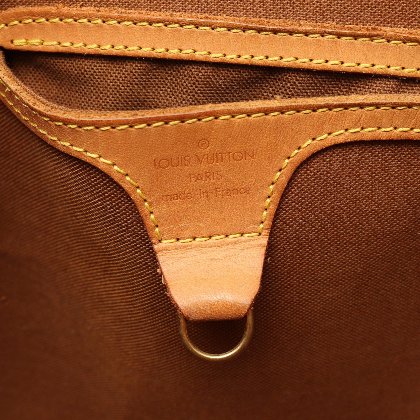 Louis Vuitton Ellipse MM Monogram Handbag