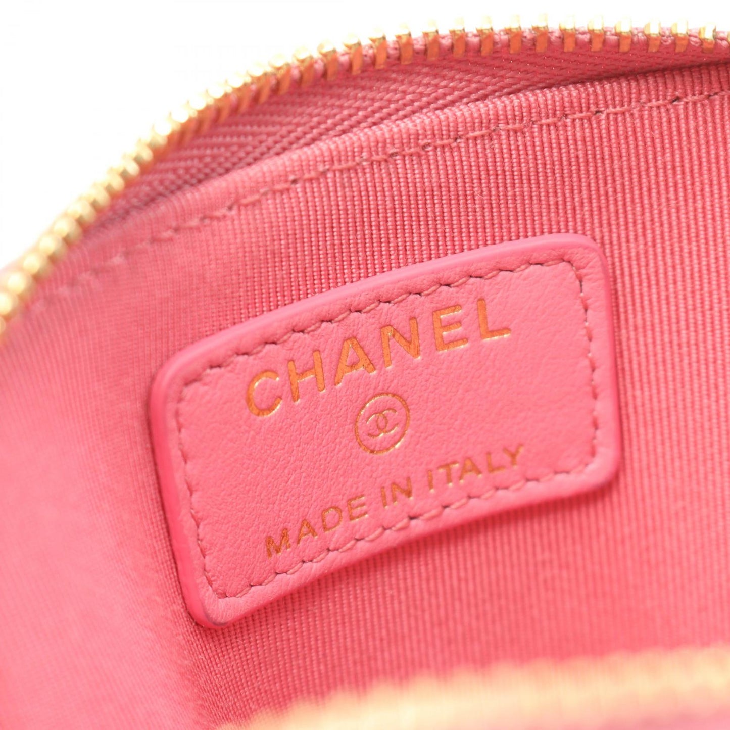Chanel Caviar Skin Matelasse Coin Case AP2061