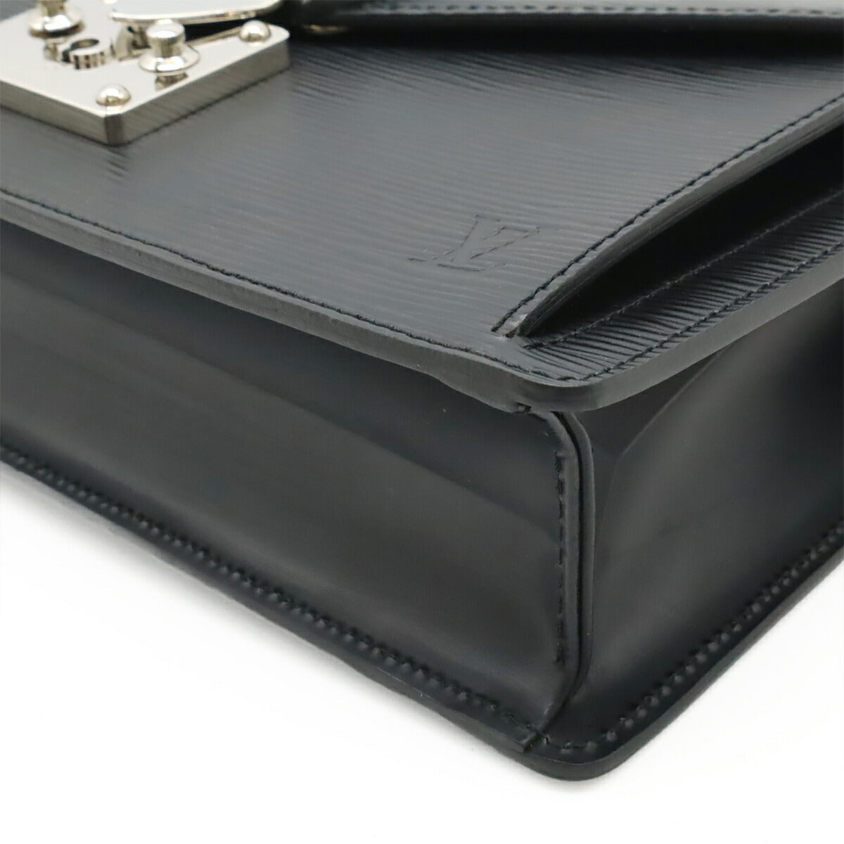 Louis Vuitton Pochette Seliere Dragonne Epi Clutch Bag