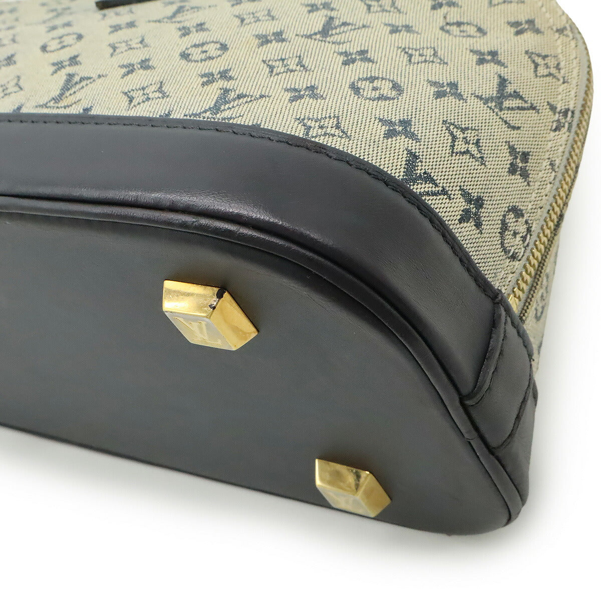 Louis Vuitton Monogram Mini Handbag