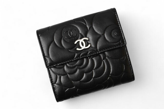 Chanel Camellia Embossed Wallet A47422