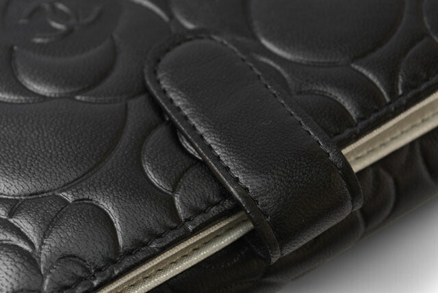 Chanel Camellia Embossed Wallet A47422