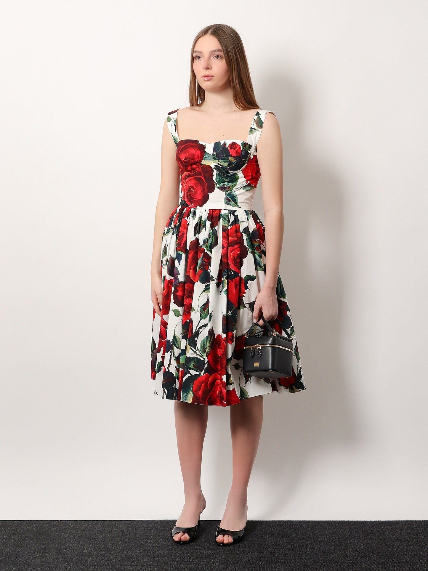 Dolce & Gabbana Women Sicily Leather Handbag With Iconic Logo Plate