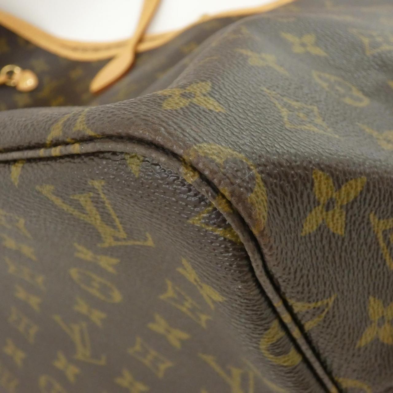Louis Vuitton Neverfull Monogram Bag