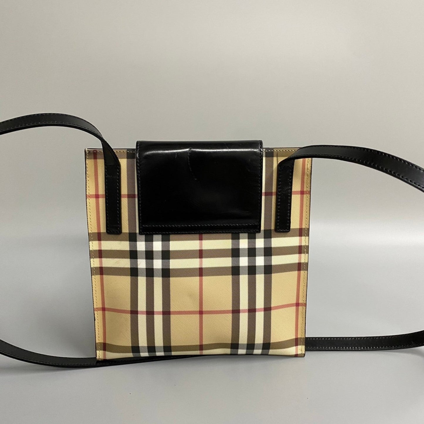 Burberry    Leather Pvc Pochette Shoulder Bag ()