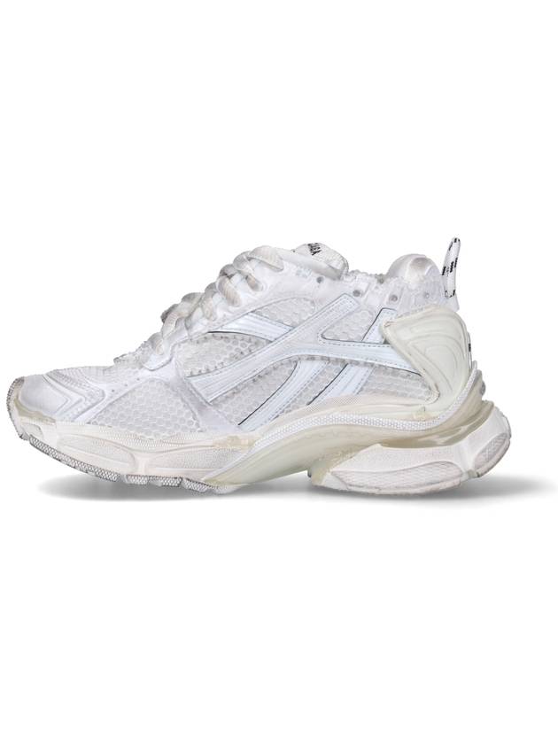 Balenciaga Runner Embroidered Logo Low Top Sneakers White