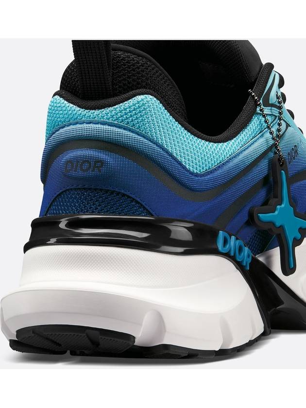 B44 Blade Low Top Sneakers Gradient Blue Dior