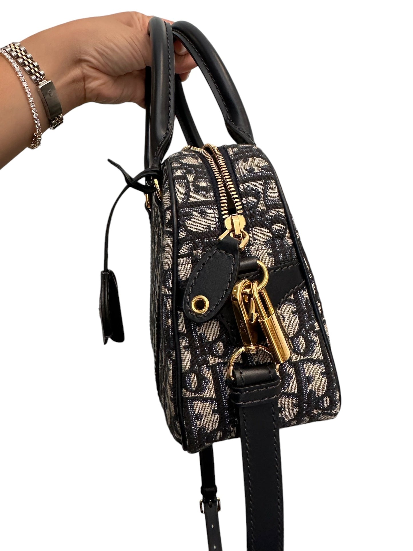 DIOR - Blue Ecru Oblique Medium D-Vibe Bowling Bag
