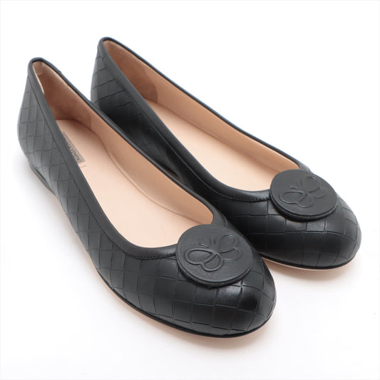 Bottega Veneta  Intretch Omelage Leather Flap Pump 35  Black