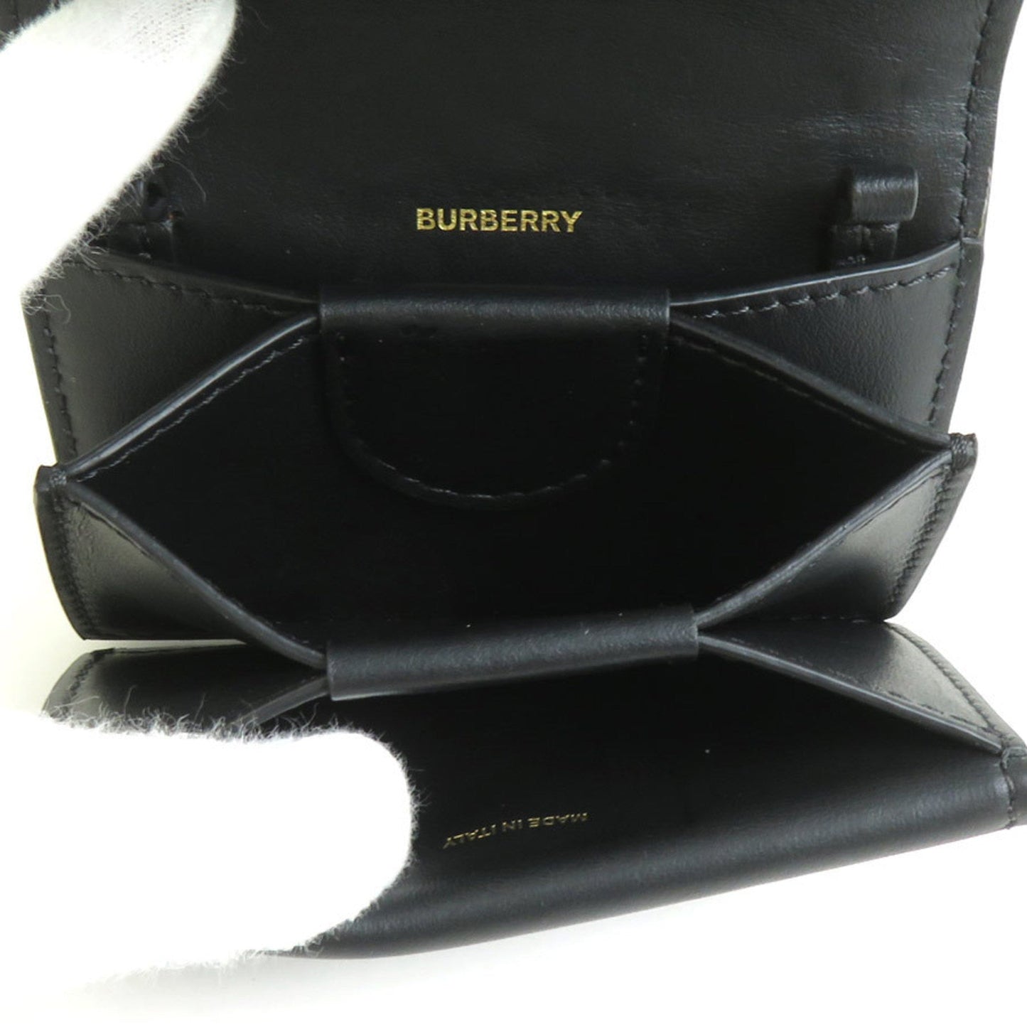 Burberry  Leather Coin Purse/Coin Case ()