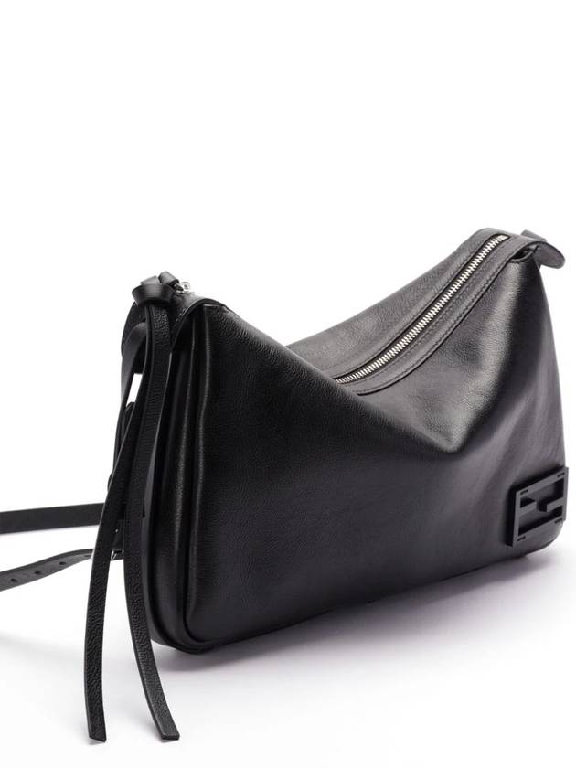 Fendi Simply Medium Shoulder Bag Black
