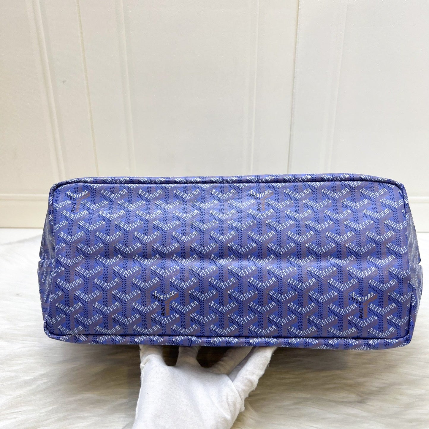 Goyard 2025 Limited Edition Saint Louis PM Tote in Reversible Iris Goyardine Canvas and Floral Cotton / Linen Interior