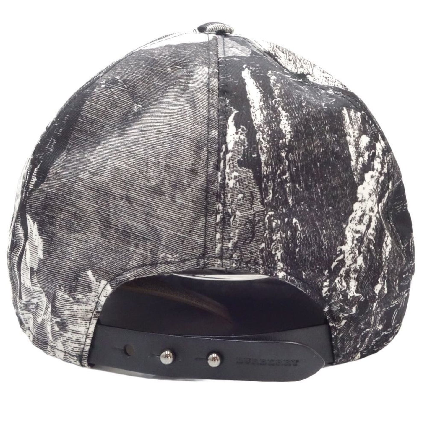 Burberry   Cotton Cap ()