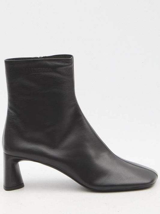 Balenciaga Duty Free 60mm boots