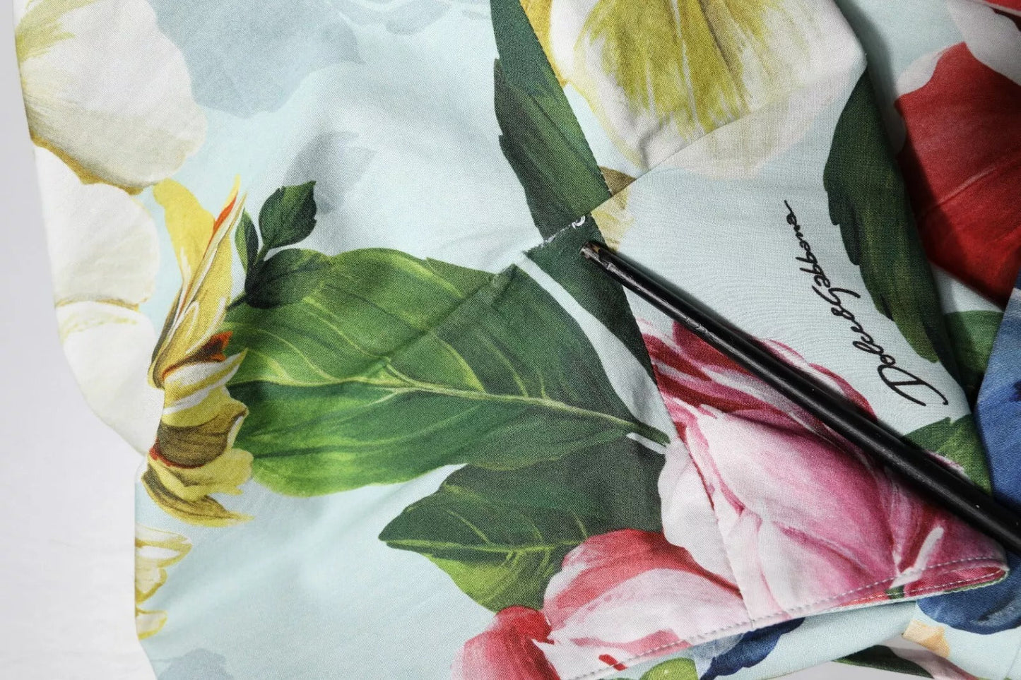 Dolce & Gabbana Green Floral Short Sleeves Cotton V-neck Women's Dress ()