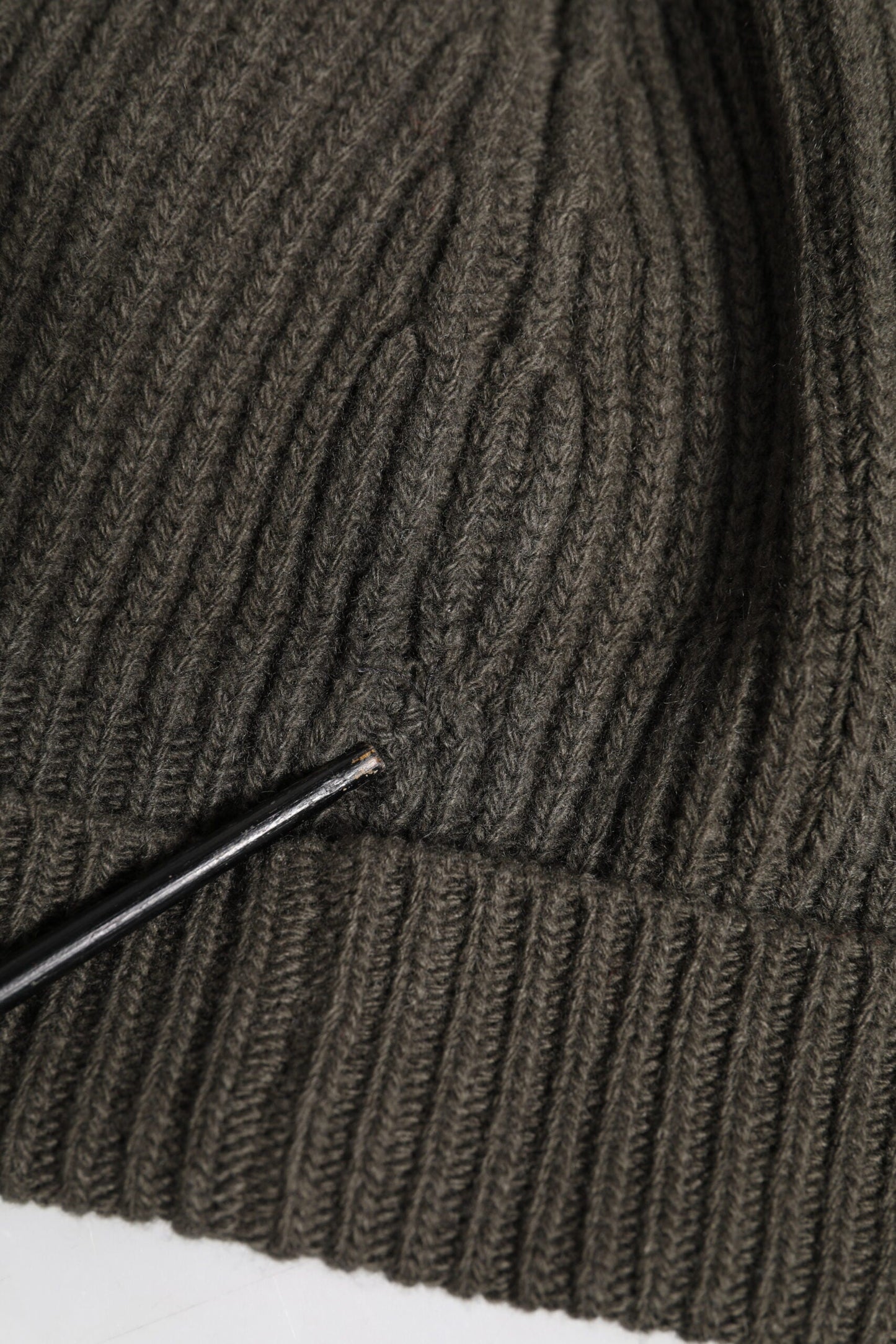 Dolce & Gabbana Green Wool DG Plaque Knitted Winter Beanie Men's Hat ()