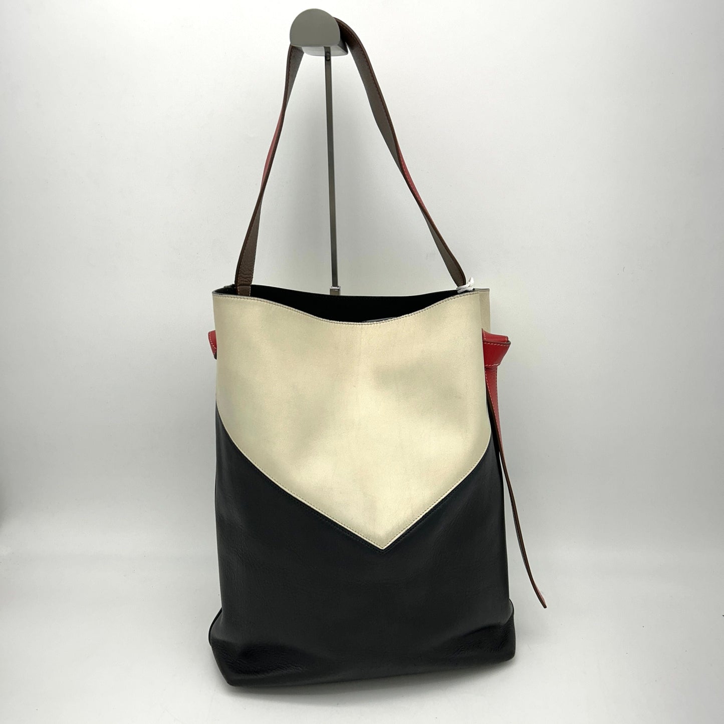 CELINE Shiny Smooth Calfskin Twisted Cabas Ivory Black LA14631