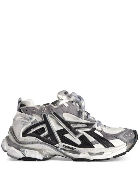 Balenciaga Runner Low Top Sneakers Grey