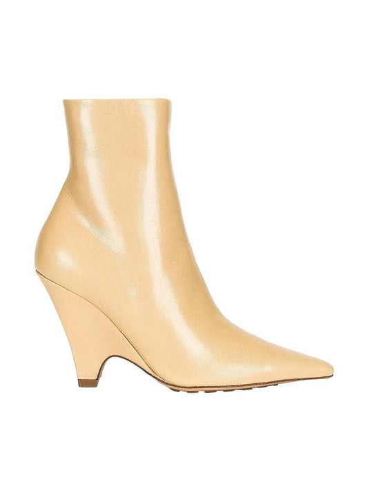 Bottega Veneta Leather Heel Middle Boots Beige