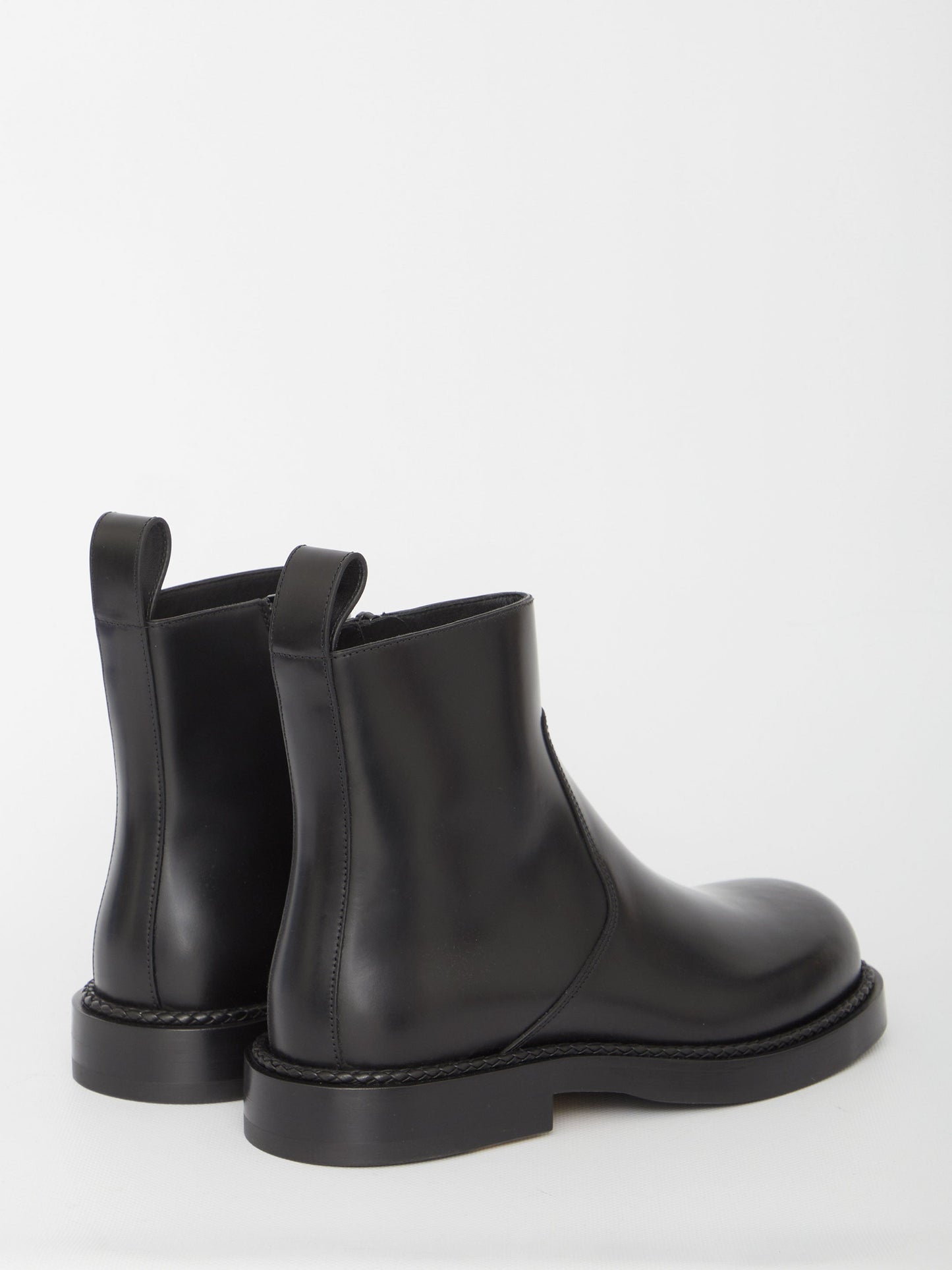 BOTTEGA VENETA Men's Leather Strut Ankle Boots