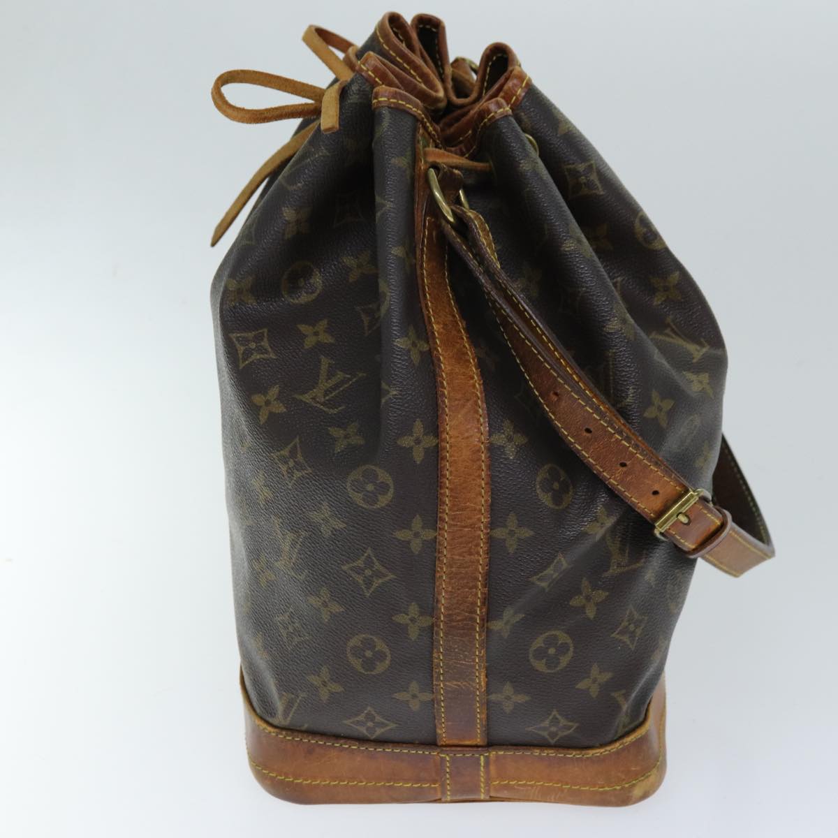 LOUIS VUITTON Monogram Noe Shoulder Bag M42224 LV 75492
