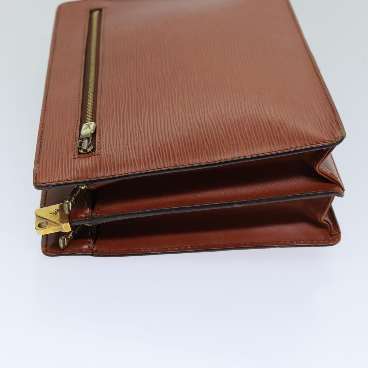 LOUIS VUITTON Epi Angian Clutch Bag Brown M52113 LV 75528