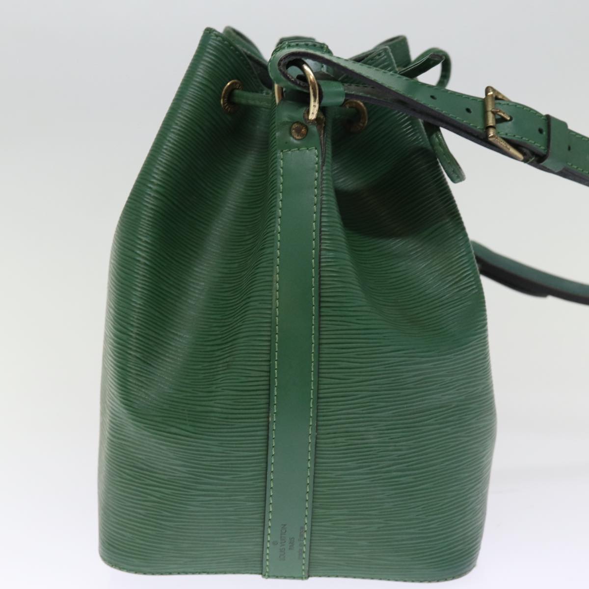 LOUIS VUITTON Epi Petit Noe Shoulder Bag Green M44104 LV 75947
