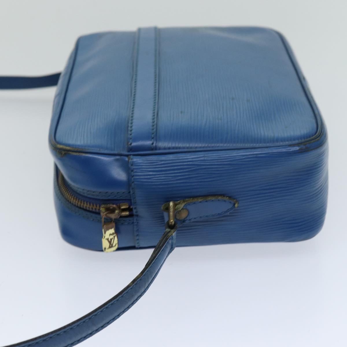 LOUIS VUITTON Epi Trocadero 27 Shoulder Bag Blue M52315 LV 76050