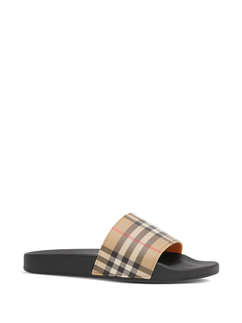 BURBERRY Chic Flat Slide Sandals
