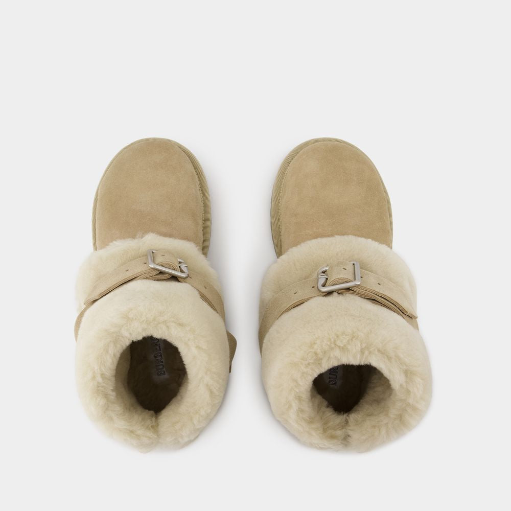 BURBERRY Snug Winter Boots for Women