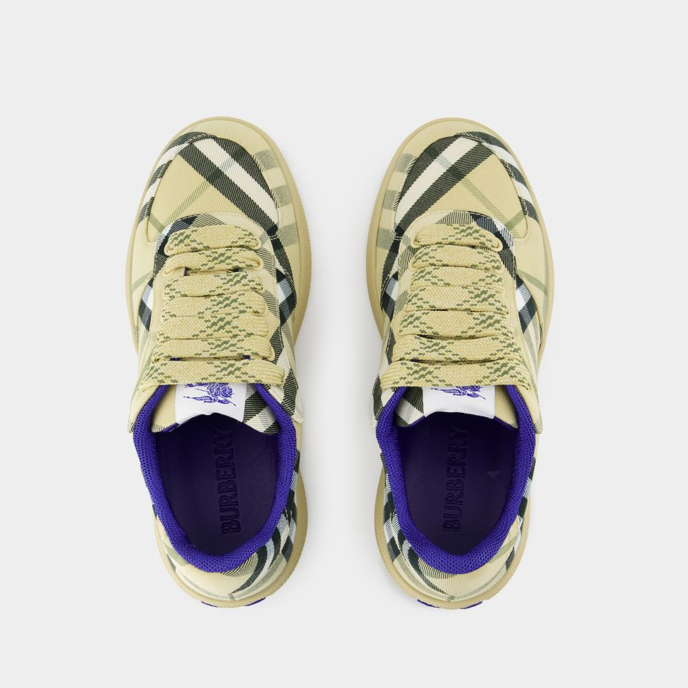 BURBERRY Fashion-Forward Terrace Sneakers for Women - FW24