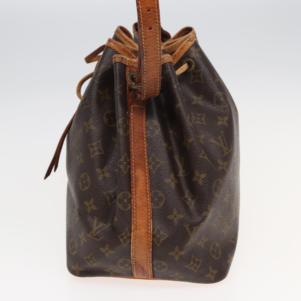 LOUIS VUITTON Monogram Petit Noe Shoulder Bag M42226 LV 82523