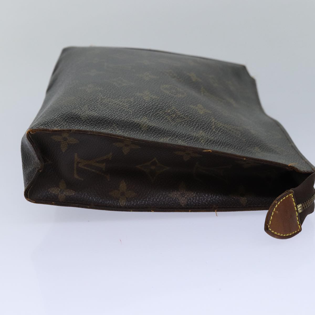 LOUIS VUITTON Monogram Poche Toilette 26 Pouch M47542 LV 82613