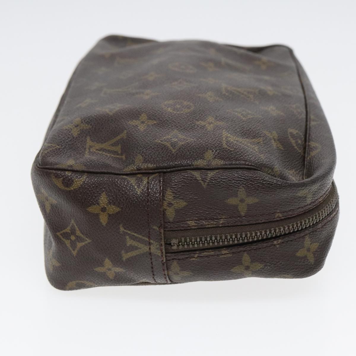 LOUIS VUITTON Monogram Trousse Toilette 28 Clutch Bag M47522 LV 84144
