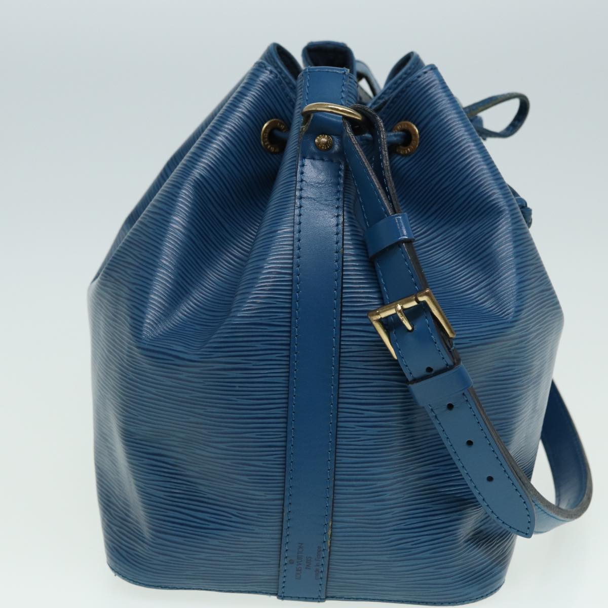 LOUIS VUITTON Epi Petit Noe Shoulder Bag Blue M44105 LV 84178