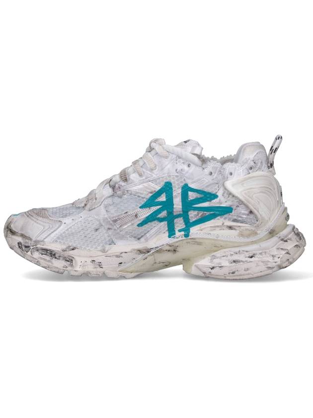 Balenciaga Runner Graffiti Low Top Sneakers White