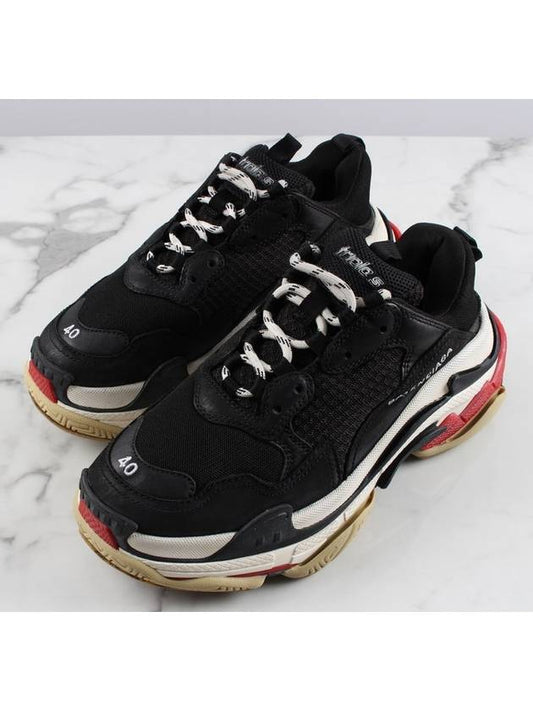 Balenciaga Triple S Black Red 40 250