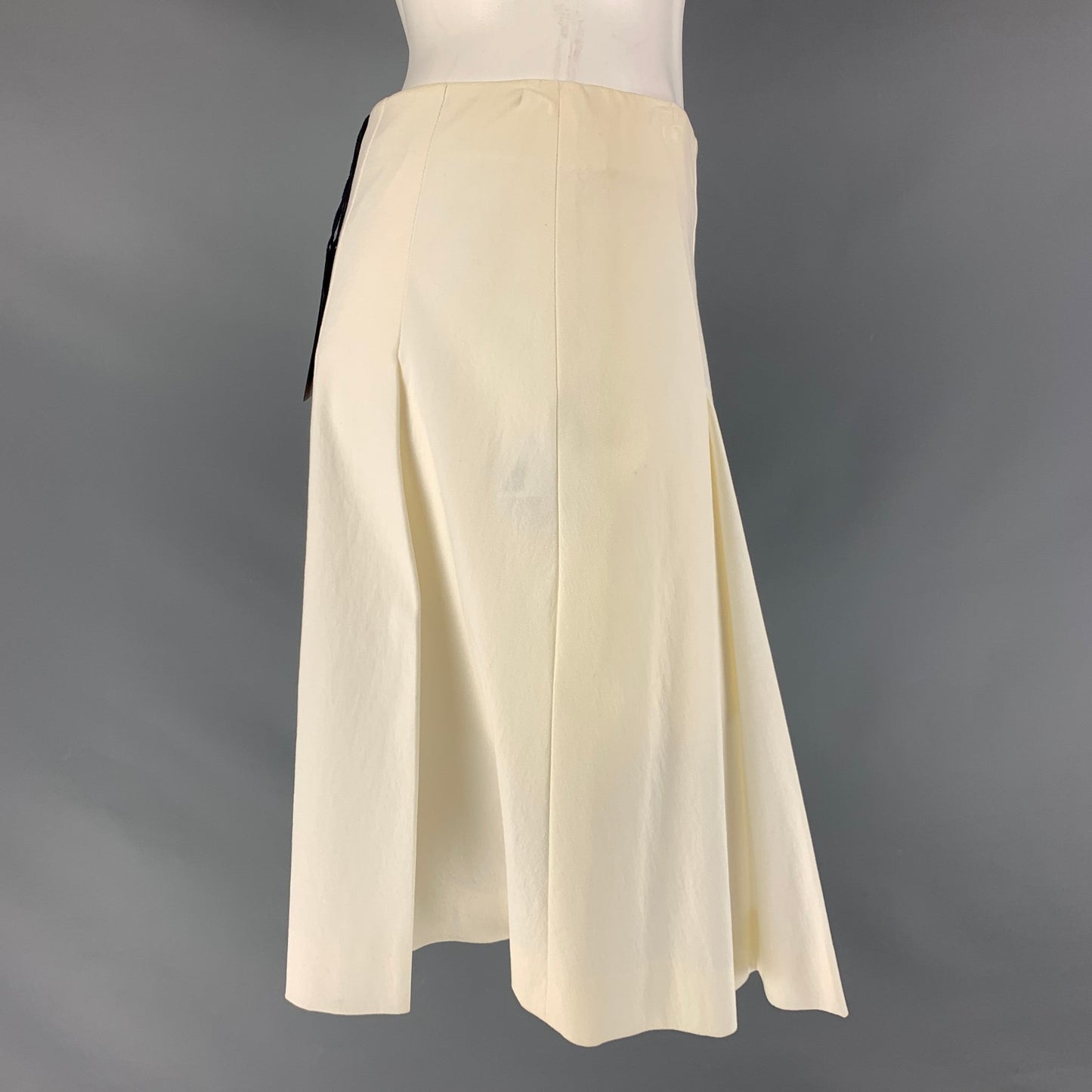 PRADA Size 2 Cream Cotton Blend Pleated Skirt